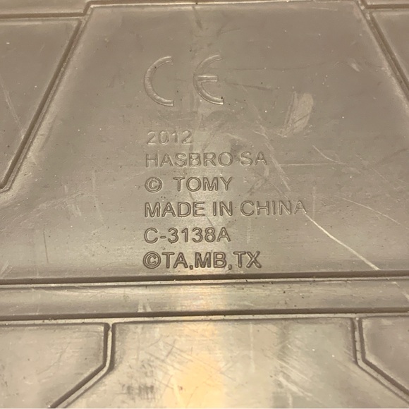 Lot Of  2 Beywarriors Shogun Steel 1 Beyblade Battle Hasbro 2012 Tomy + Case - Picture 12 of 12